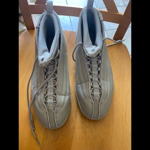 Billie Ellish sneakers